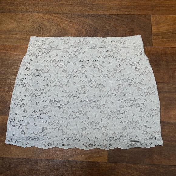 Abercrombie & Fitch Dresses & Skirts - Abercrombie Gray Pencil Skirt